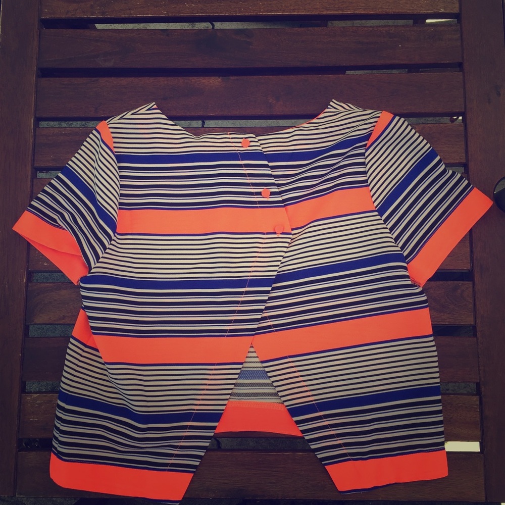 Med Bright Neon Blue & Coral Open Back Crop Top